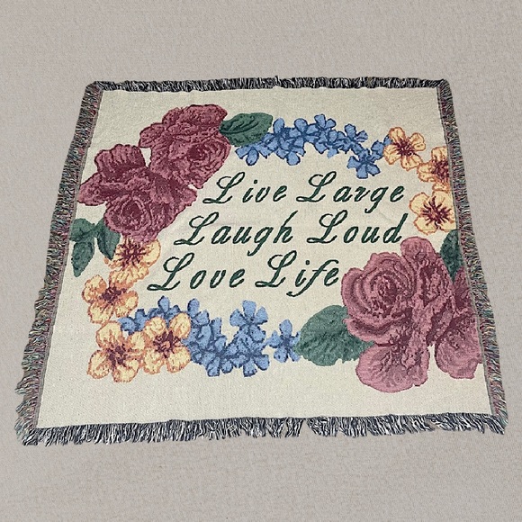 Vintage Live Laugh Love Floral Blanket Tapestry with Fringe - Picture 1 of 3